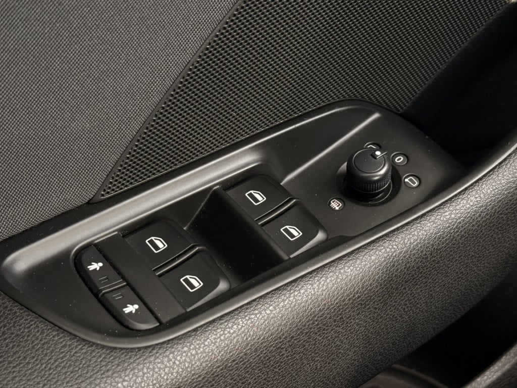 Audi A3 limousine 1.4 tfsi ambiente pro line | stoelverwarming | parkeersen