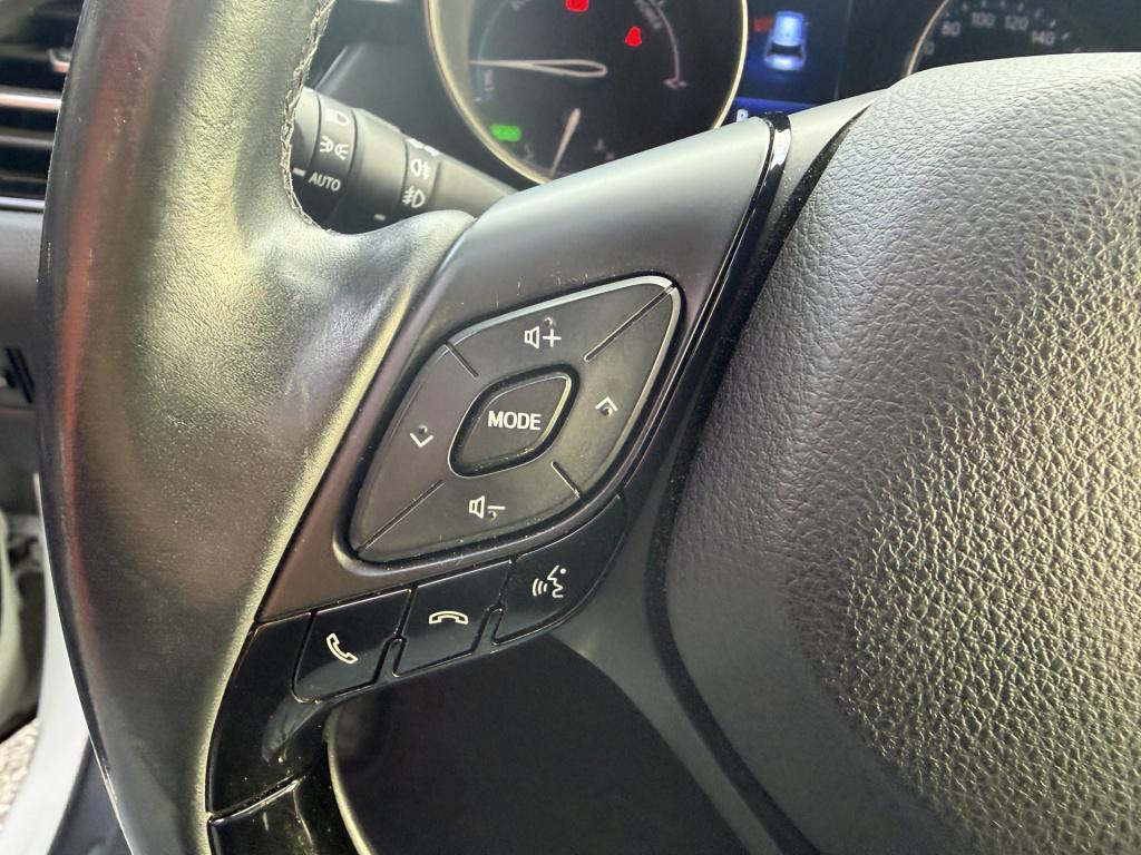 Toyota C-hr 1.8 hybrid dynamic