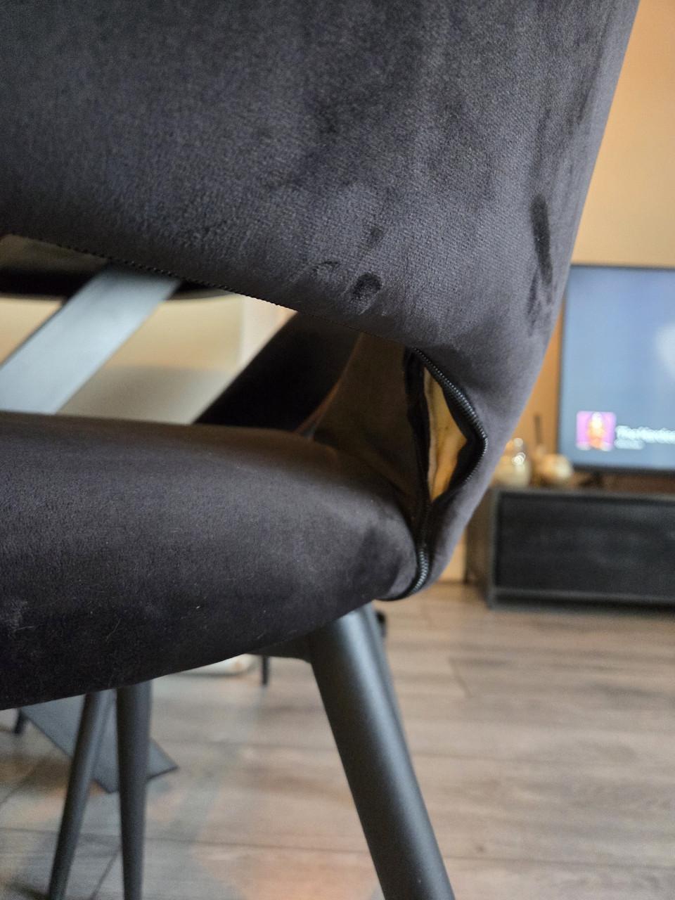 Eettafel + 4 stoelen