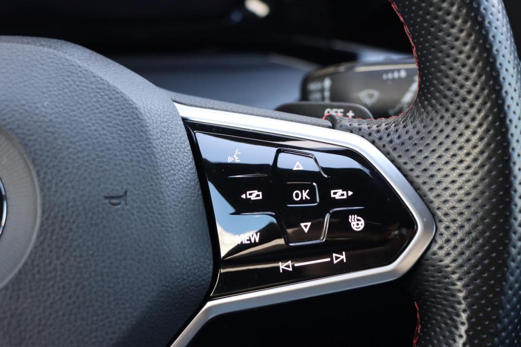 Volkswagen Golf gti 2.0 tsi 245pk dsg7