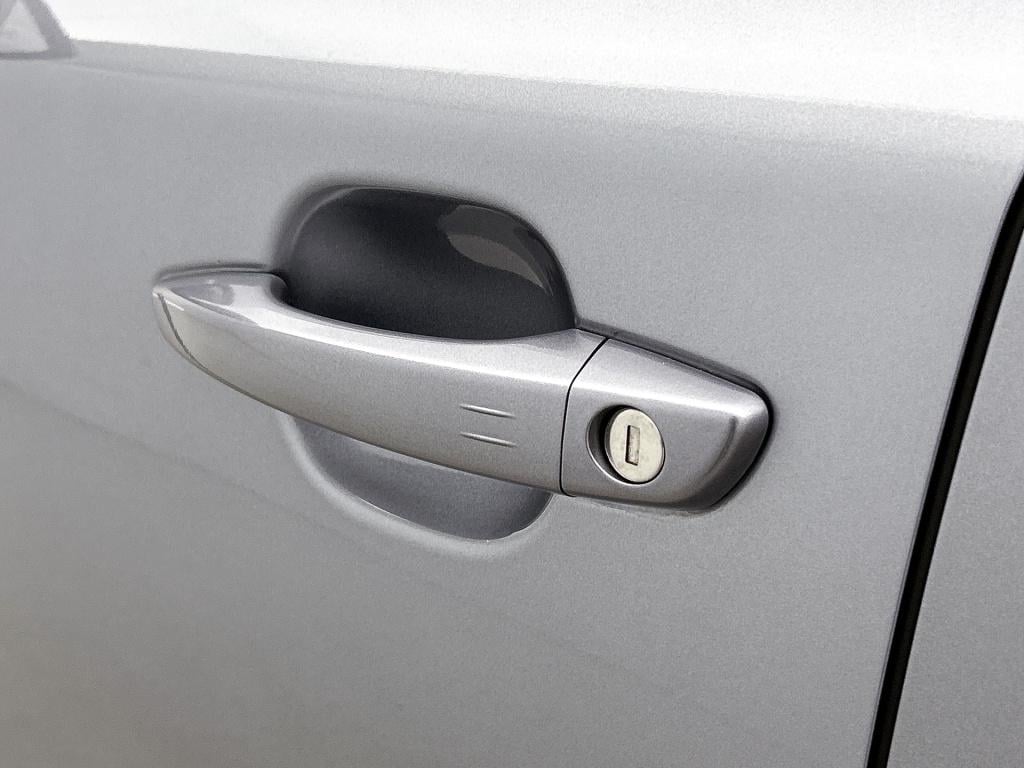Peugeot 2008 100 pk allure | keyless entry | parkeersensoren voor + achter 