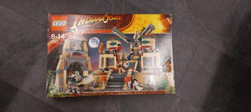 Lego 7627 Indiana Jones Kingdom of the crystal skull
