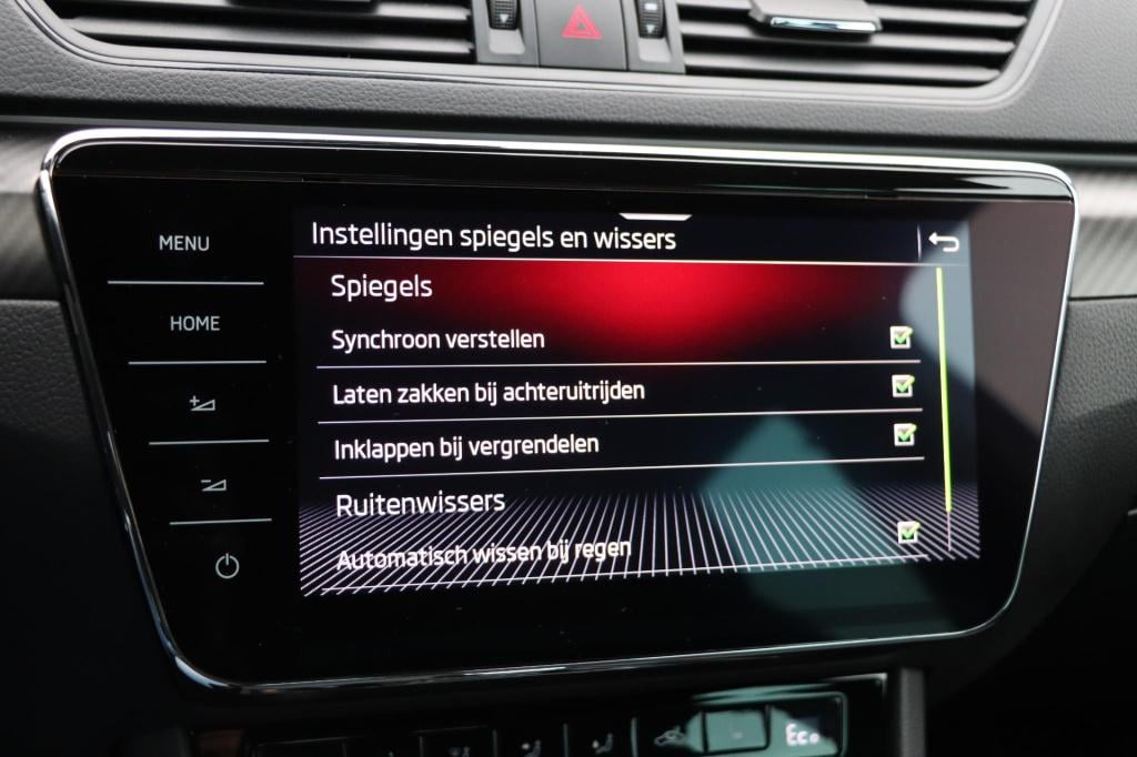 Skoda Superb combi 1.4 tsi iv sportline business 218pk dsg6