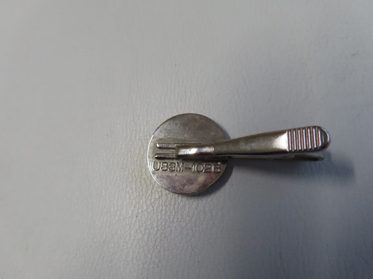 Dasspeld Met drie sterren Ø 1,5 cm. €.5,00
