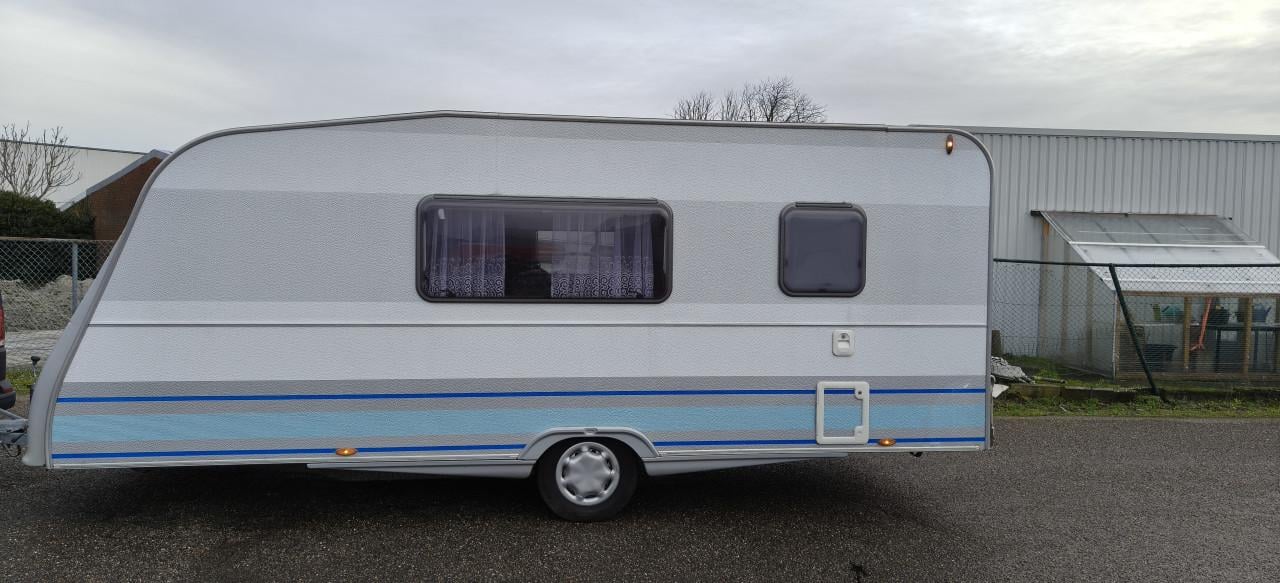 Merk: ACE :Vacancy 511 cdl stapelbed. Deze 6-persoons caravan