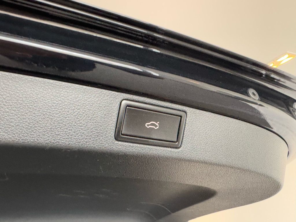 Skoda Scala 1.0 tsi sport business