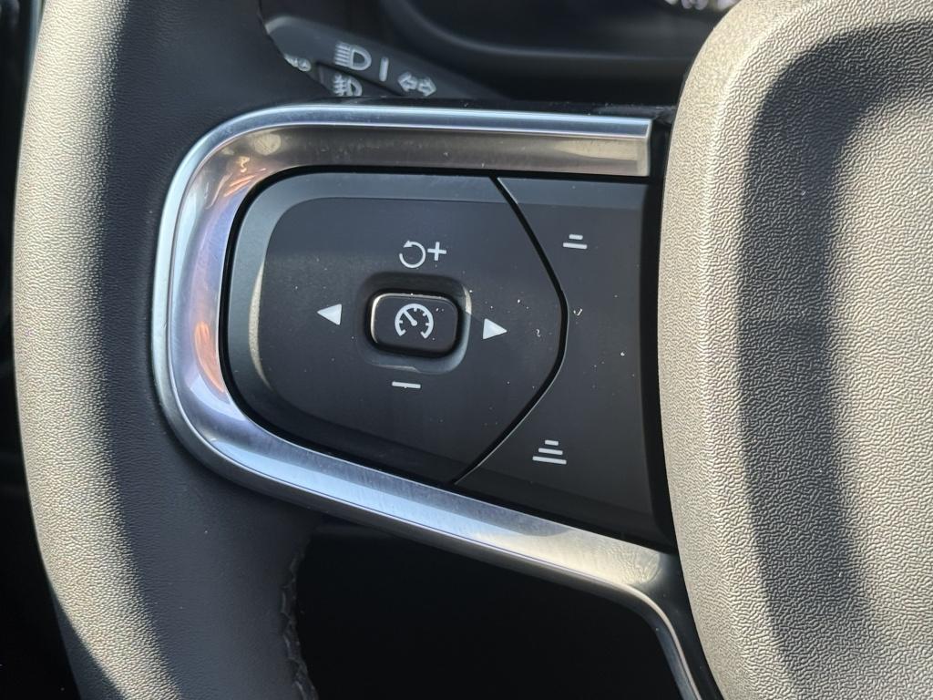 Volvo XC40 t5 262pk recharge ultimate dark| panodak| trekhaak| adap.cruise|