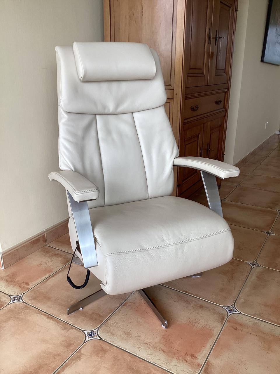 Prominent sta-op relax S100(3 motoren)Showroomstaat!NP6200 euro