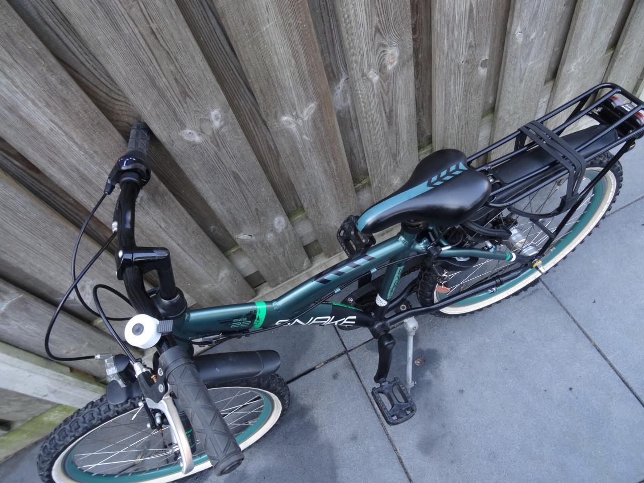 Loekie Snake Kinderfiets – 22 inch – 3 Versnellingen 🚲✨