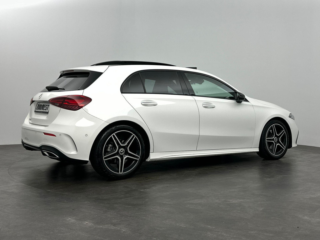 Mercedes-Benz A-Klasse 180 amg pano sfeer keyless camera btw