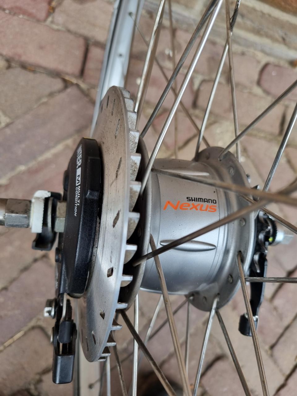 Achterwiel Gazelle Innergy 28 inch met 8 versnellingen en goede band