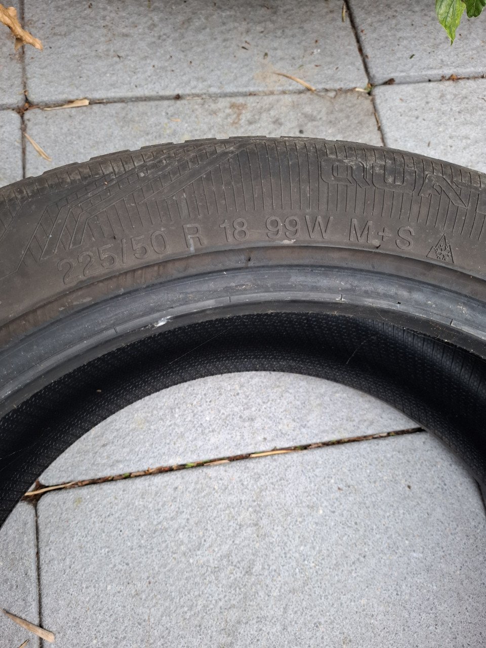 Banden 225/50r18 99v   All Season Vredestein