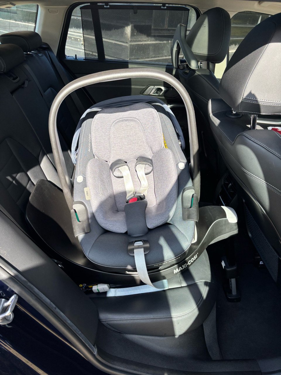 MaxiCosi Pebble 360 + FamilyFix Base 360 Isofix
