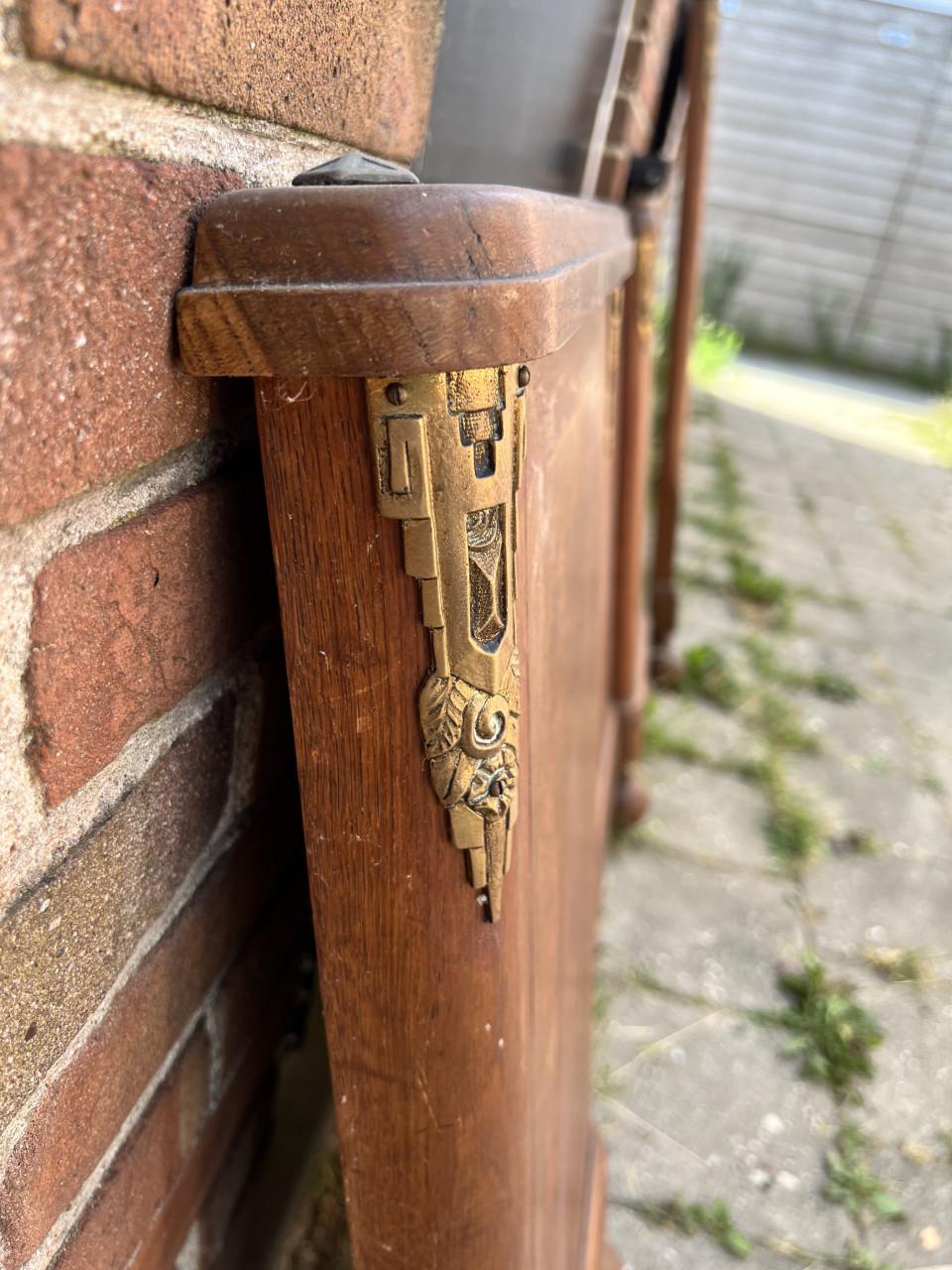 Antiek hoofd en voeteinde bed
