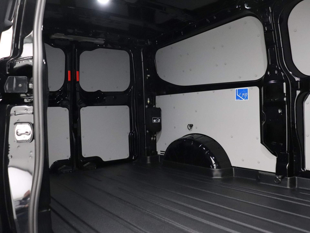 Ford Transit Custom 300 2.0 tdci l2h1 trend 136 pk | apple carplay /android