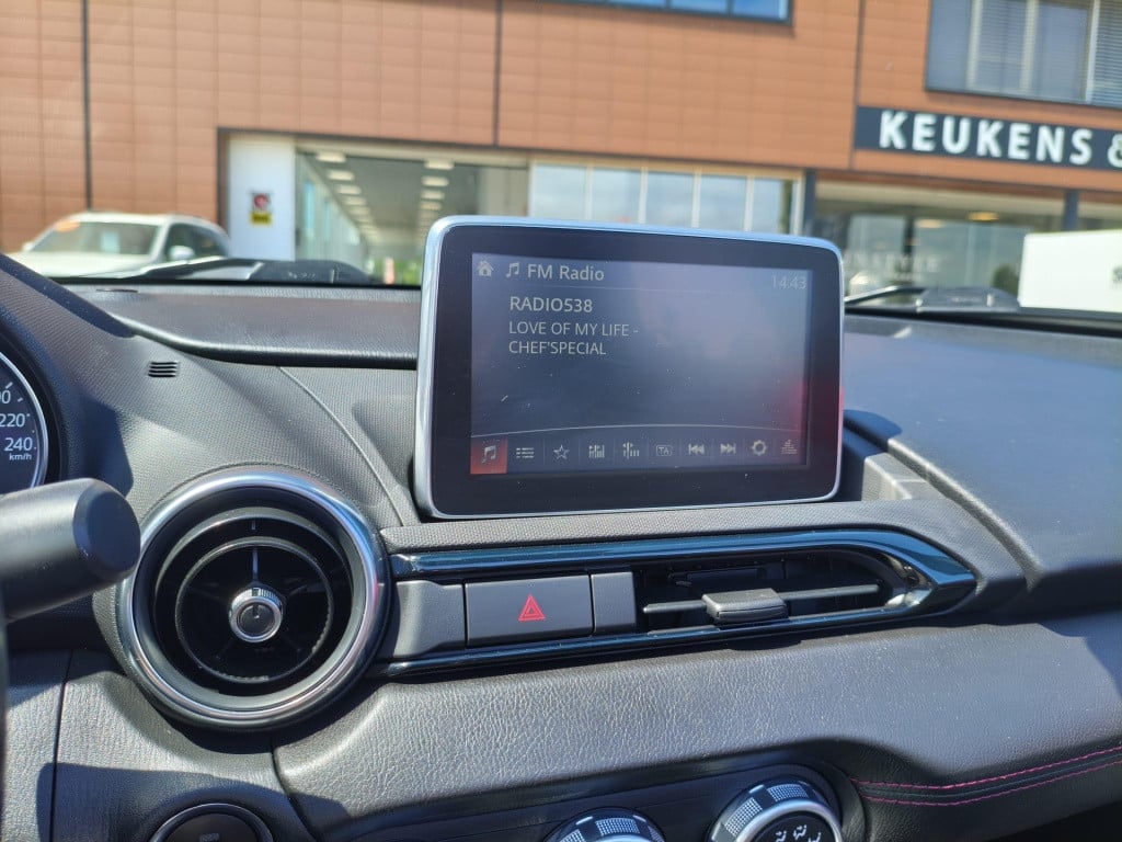 Mazda Mx-5 1.5 skyactiv-g 131 gt-m