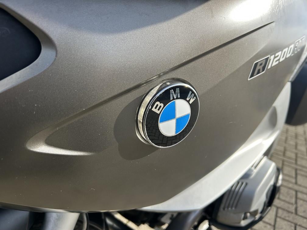 Full option BMW R1200RT uit 2011 met 117dkm, rijklaar mee voor €5250,-