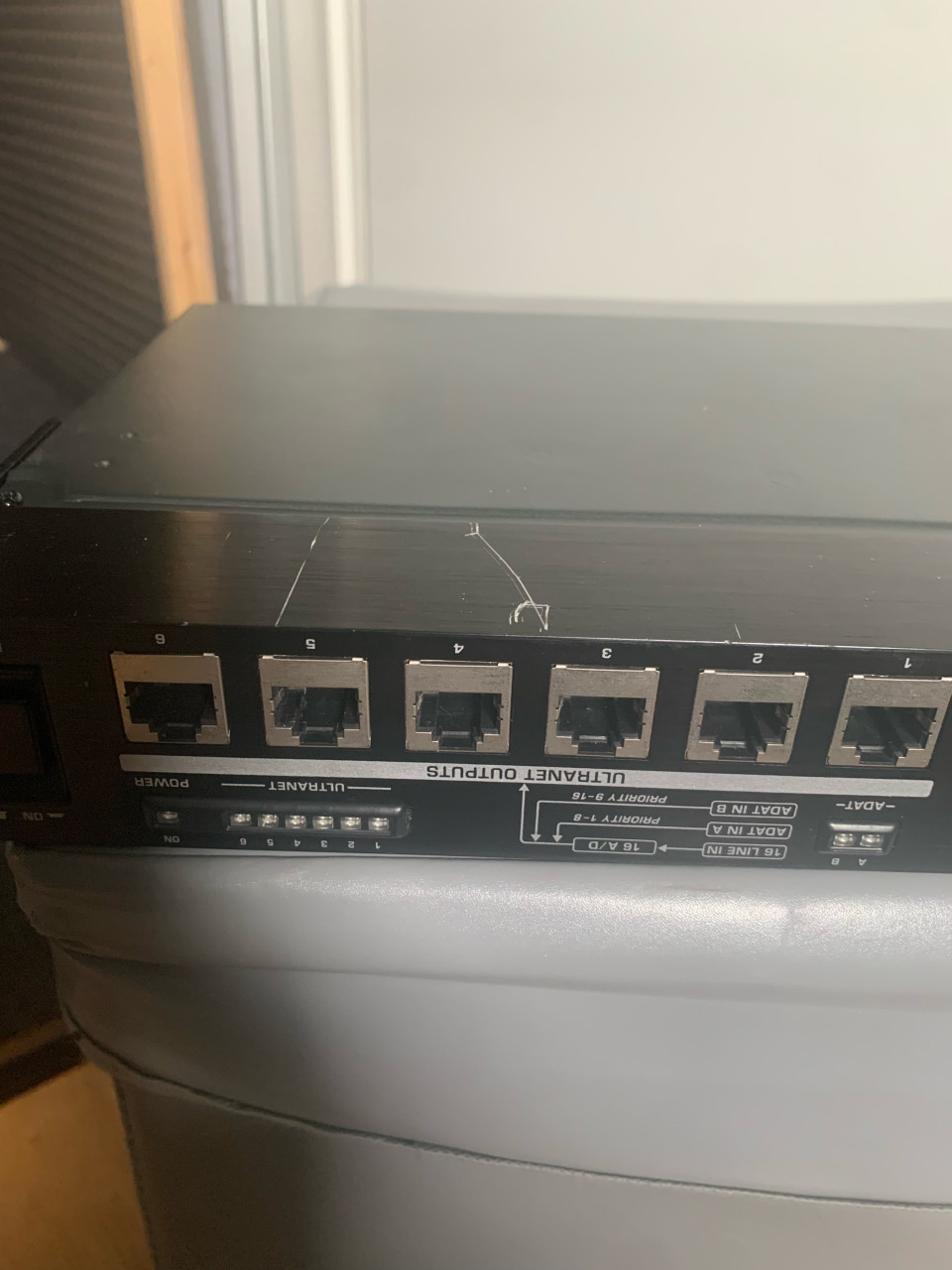 P16-i module Behringer