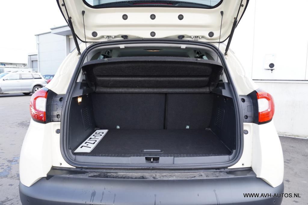 Renault Captur 1.2 tce helly hansen automaat
