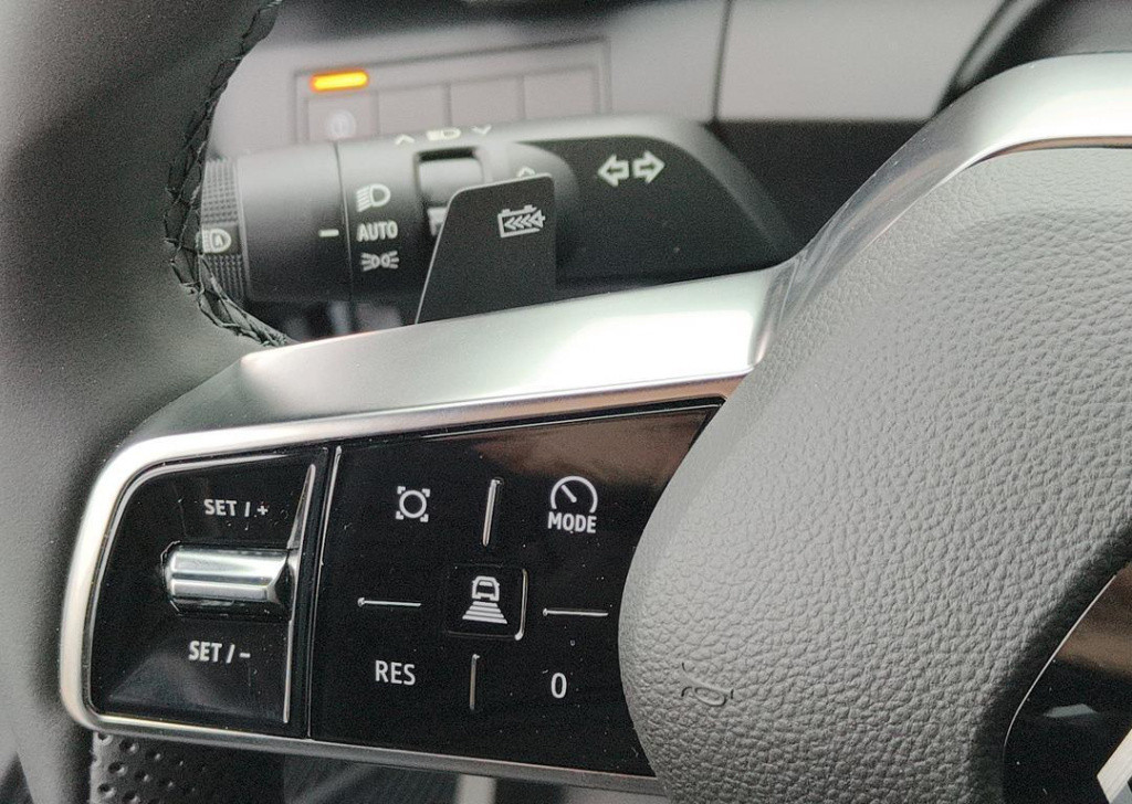 Renault Megane E-tech comfort range iconic 60 kwh - pack advanced drive ass