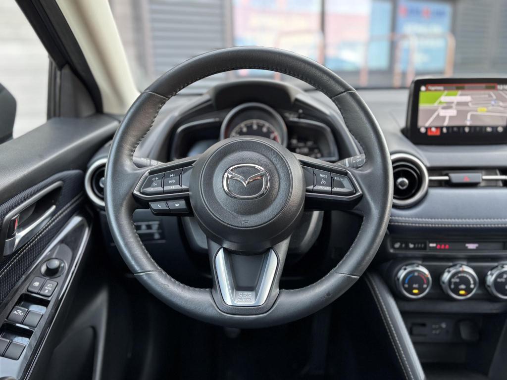 Mazda 2 1.5 skyactiv-g luxury i-activesense pack, nl-auto!