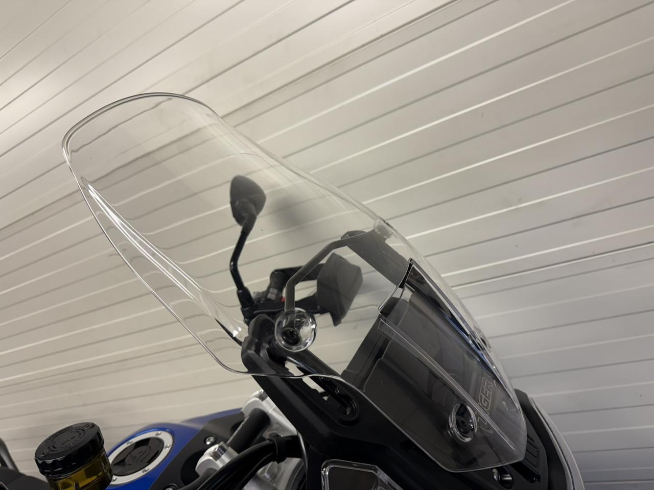 Jonge en zeer nette Triumph Tiger 900 GT Pro slechts 3100km!