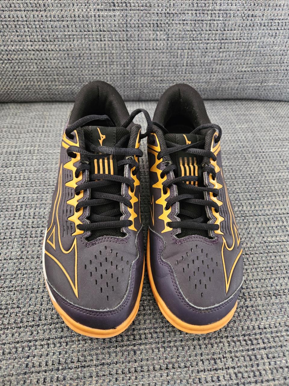 Mizuno junior korfbal / hockey sportschoenen 37