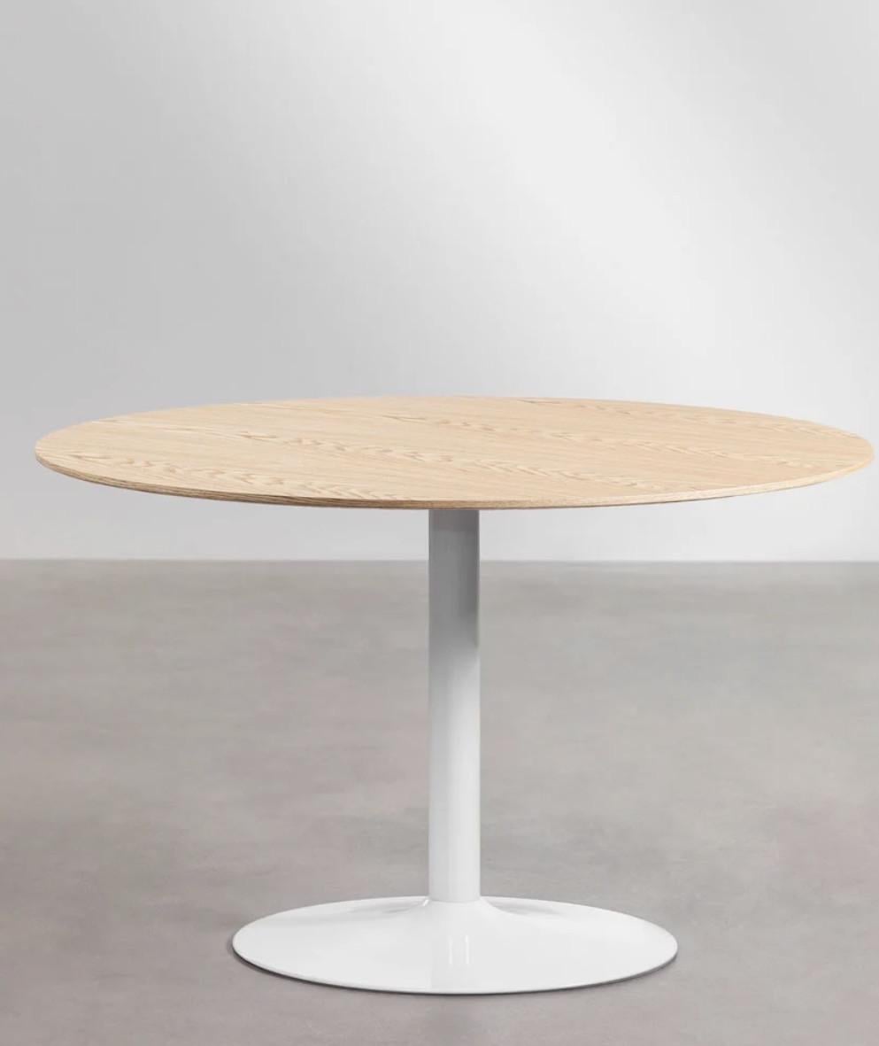 Ronde eettafel van Sklum