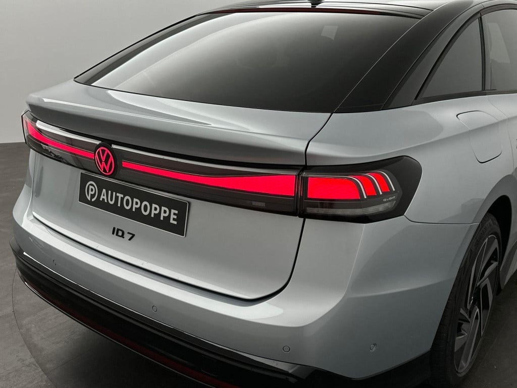 Volkswagen Id.7 pro s limited edition 86 kwh accu. 210 kw / 286 pk