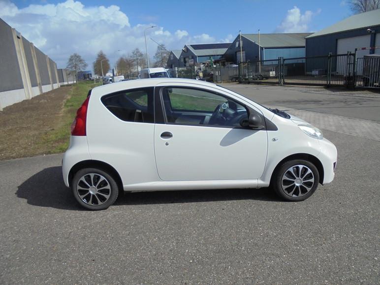 Peugeot 107 1.0-12V XR/Stuurbekrachtiging/BJ 2010/KMST 181.944+NAP