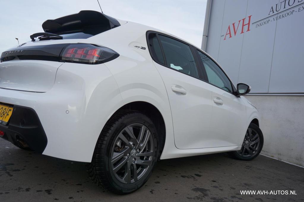 Peugeot 208 1.2 puretech allure automaat