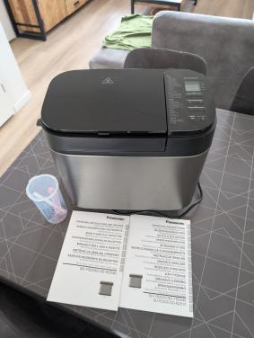 Volautomatische broodbakmachine