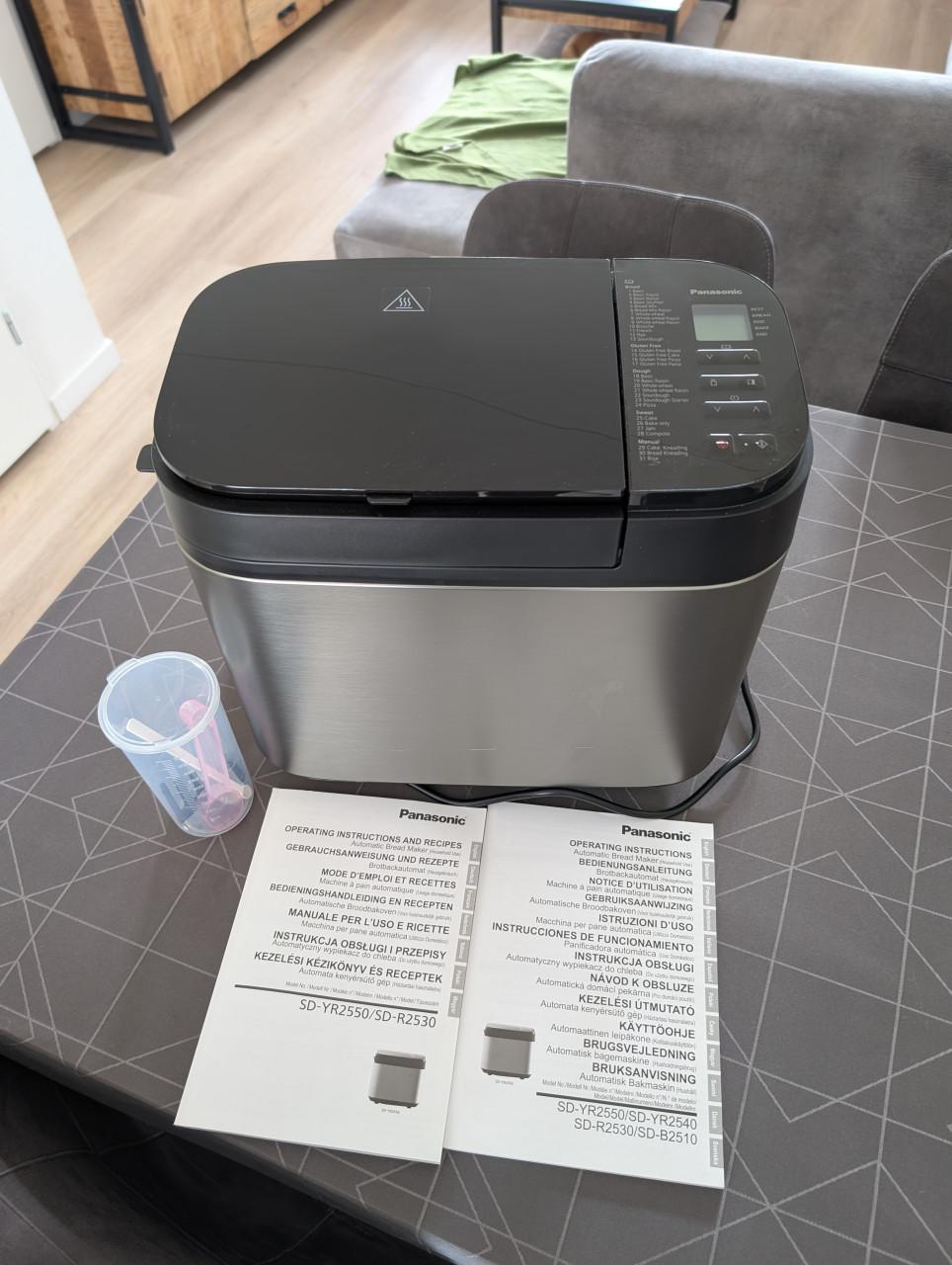 Volautomatische broodbakmachine