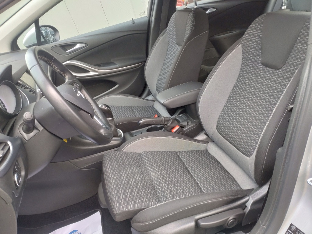 Opel Astra sports tourer 1.2 edition