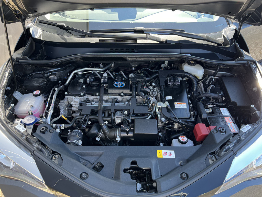 Toyota C-hr 1.8 hybrid dynamic