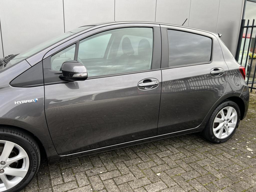 Toyota Yaris 1.5 full hybrid dyn.