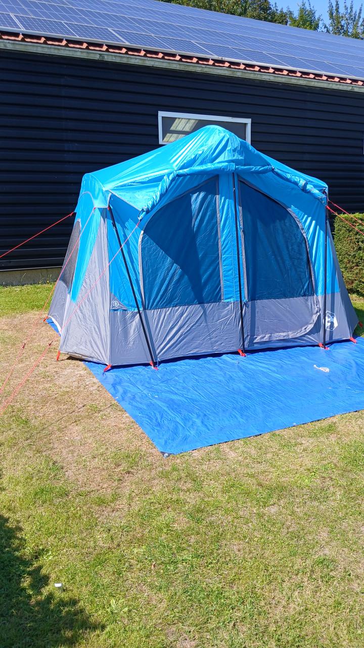 Tent