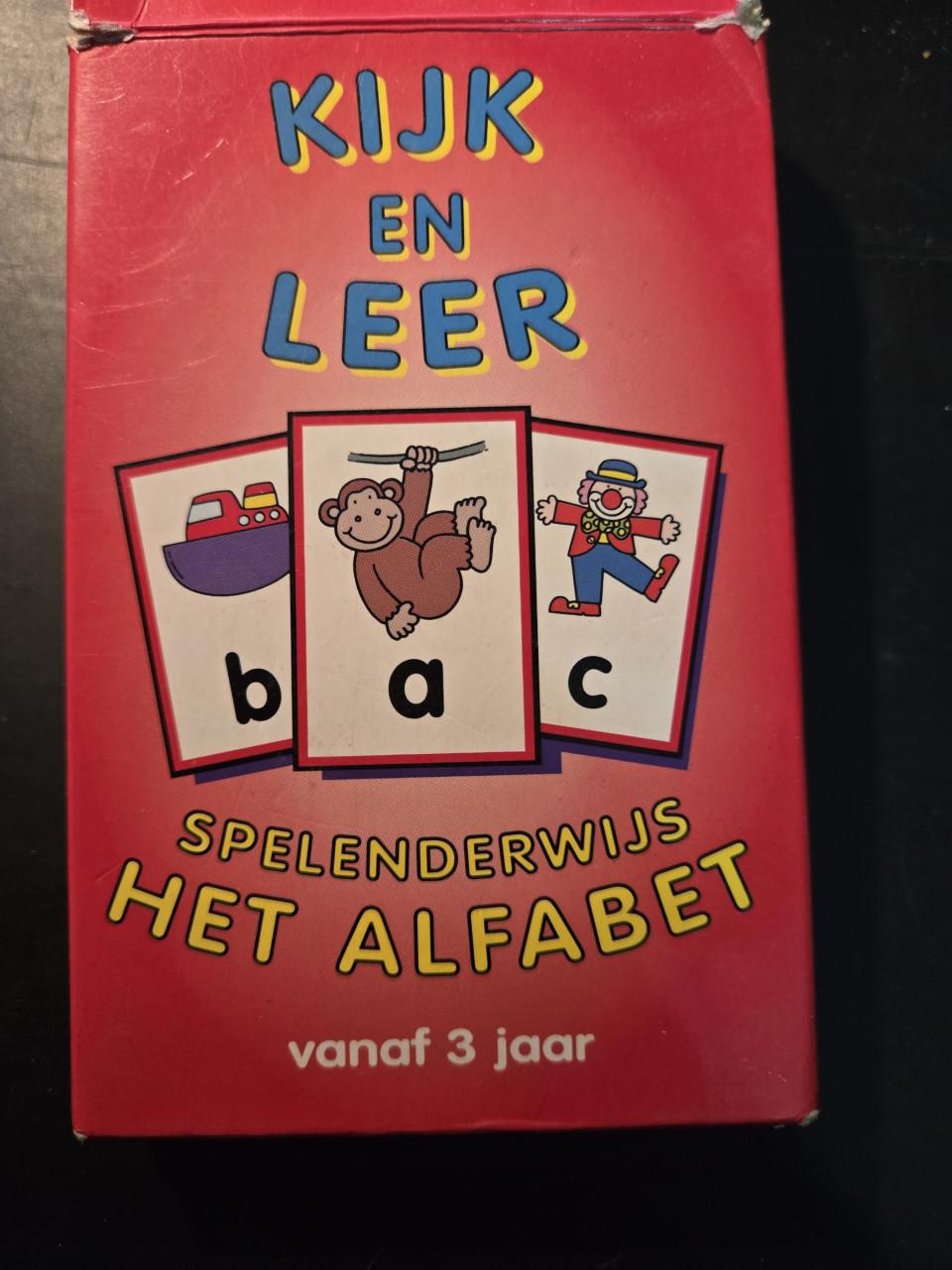 Educatieve spel is "Kijk en Leer: Spelenderwijs het Alfabet"