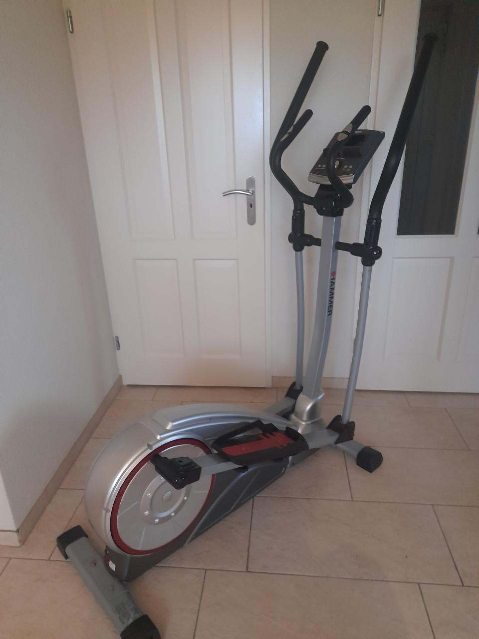 Hammer Crosslife BT Crosstrainer - met Bluetooth z.g.a.n. In prima staat.