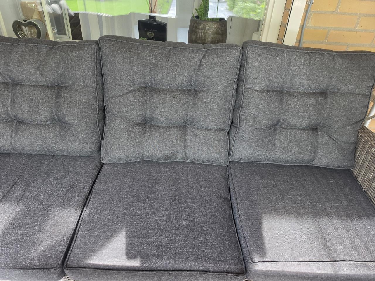 Loungebank en loungeset te koop! prijzen per set in beschrijving