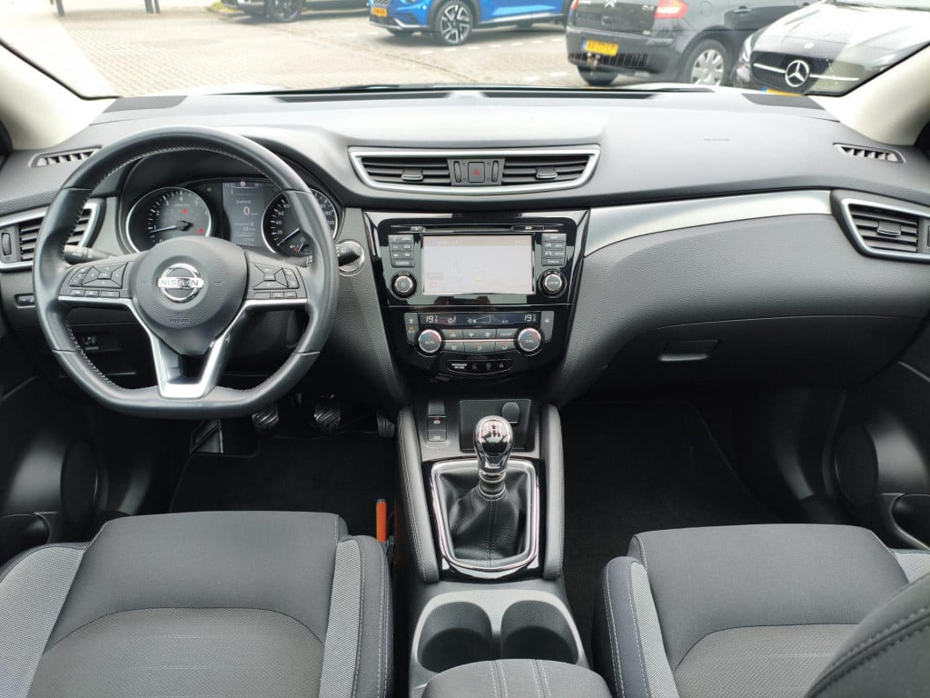 Nissan Qashqai 1.6 n-connecta