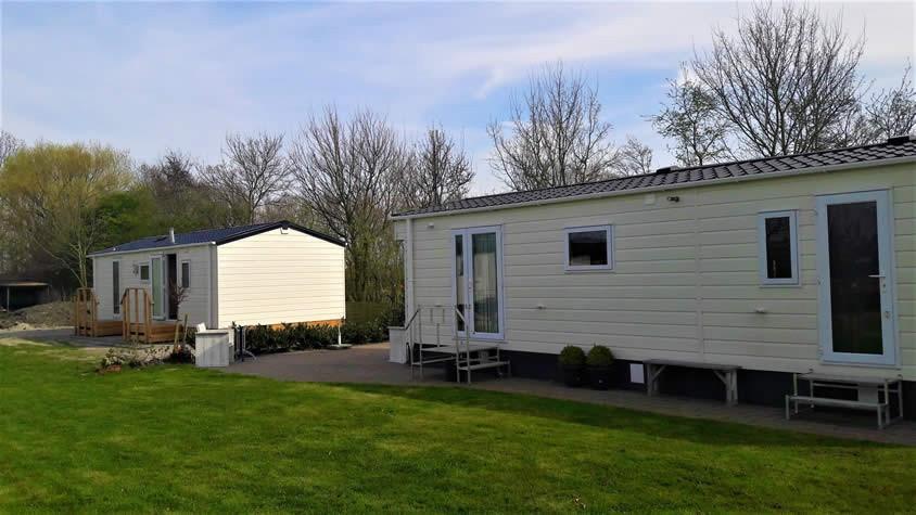 Enkele seizoensplaatsen beschikbaar op onze gezellige minicamping