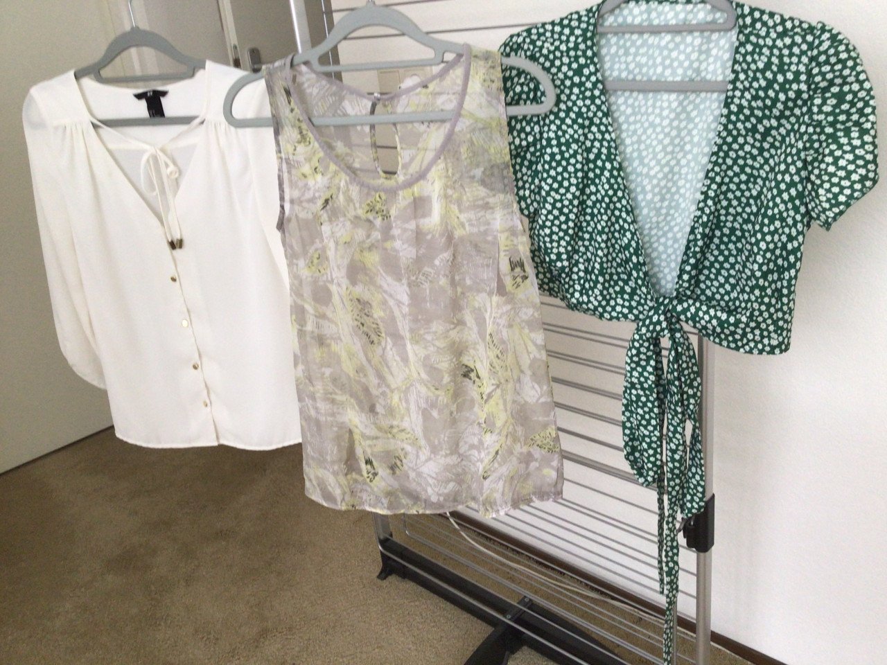 Drie stuks kleding (maat XS/34) voor 3 euro