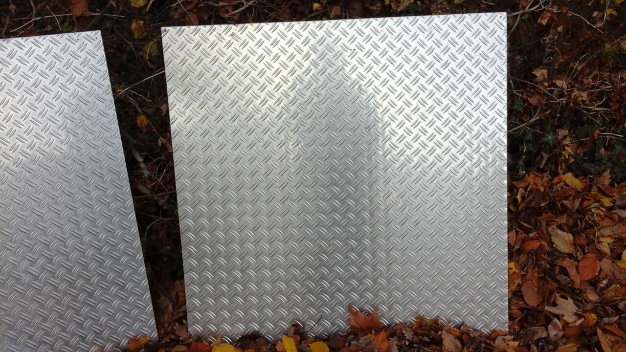 Aluminium traanplaat