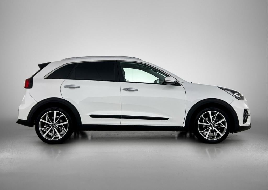 Kia Niro 1.6 gdi hybrid executiveline | leder | stoelkoeling/verwarming | c