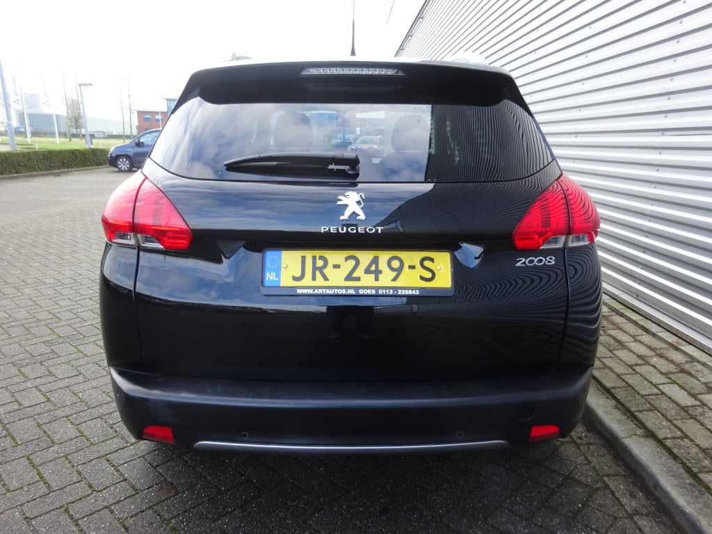Peugeot 2008 1.2 puretech urban cross airco / navi / cruise / parkeers. / n