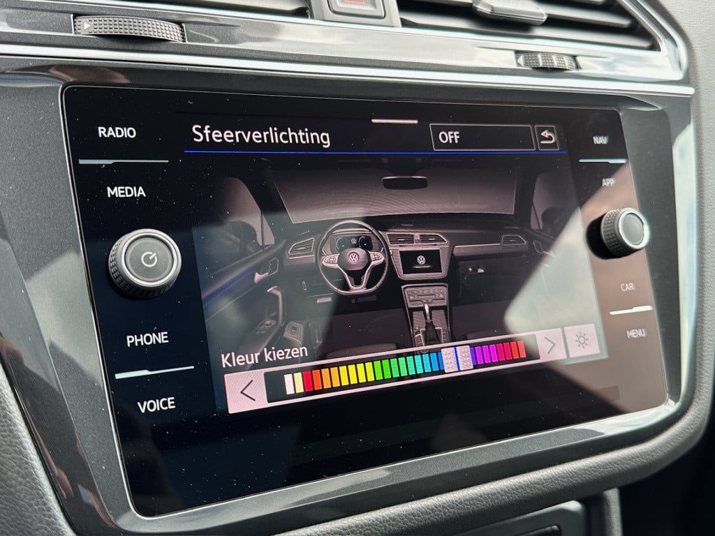 Volkswagen Tiguan 1.5 tsi 150pk dsg r-line | black line | panoramadak | tre