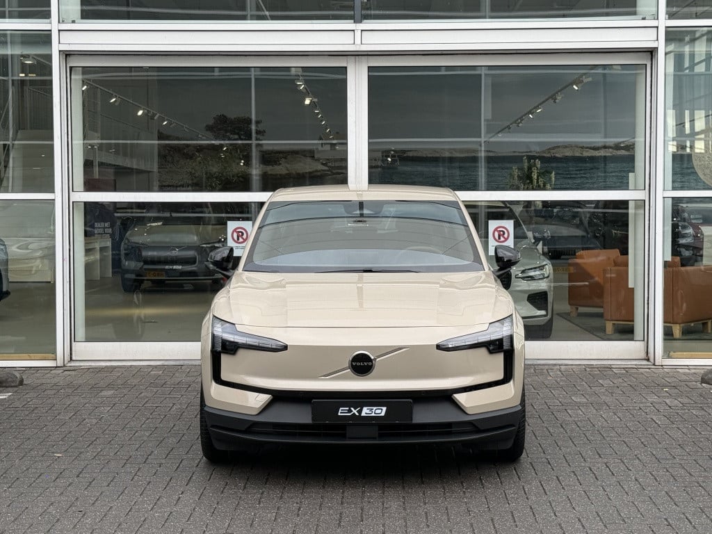 Volvo Ex30 extended range europa