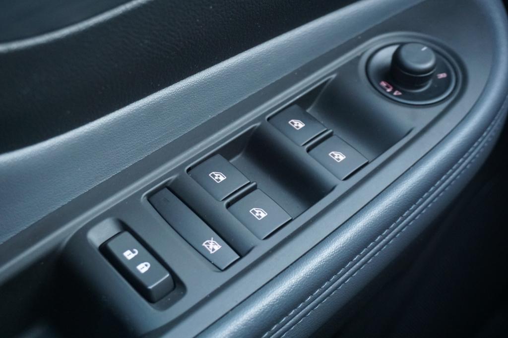 Opel Mokka 1.4 t cosmo airco / navi / cruise / stoelverw. / pano / leder / 