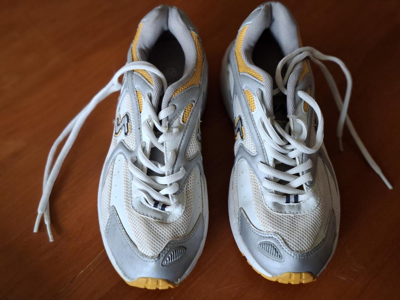 Sportschoenen maat 40